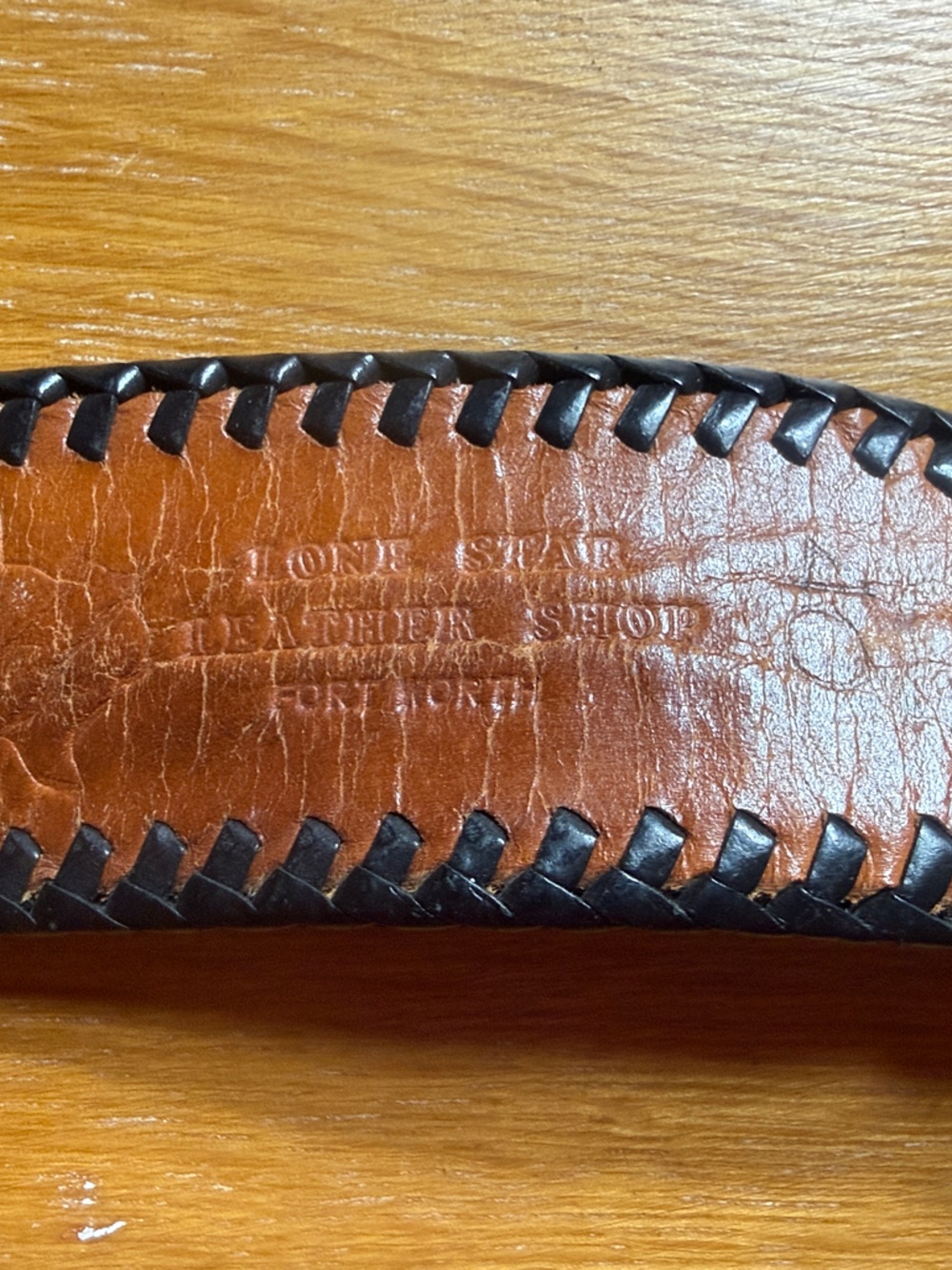 Men’s Vintage Genuine Rattlesnake Western Leather Belt - 44 inches no buckle - Picture 3 of 7